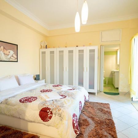 Attica Train Station 1 Bedroom 4 Pers Apartment アテネ エクステリア 写真