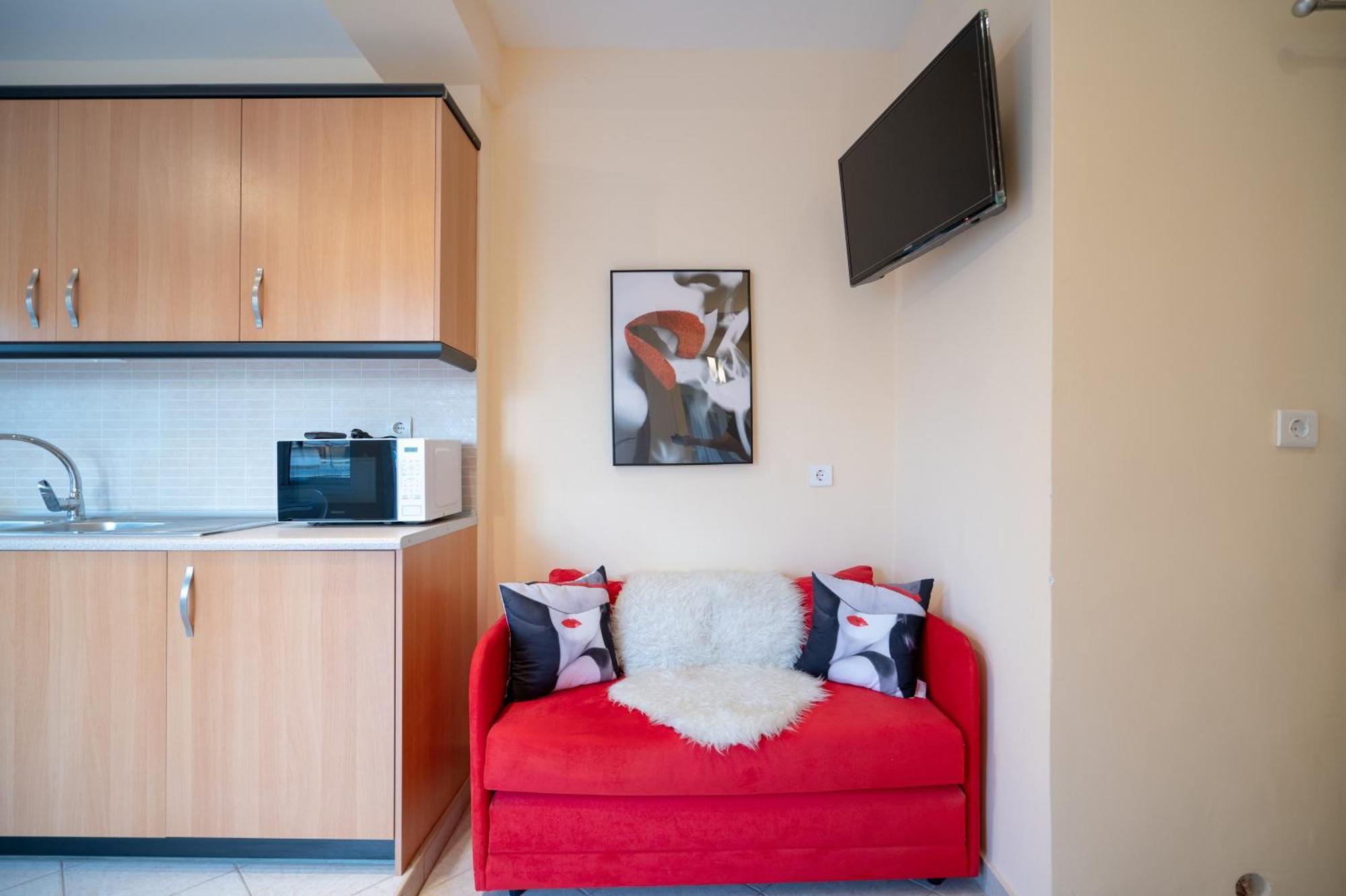Attica Train Station 1 Bedroom 4 Pers Apartment アテネ エクステリア 写真