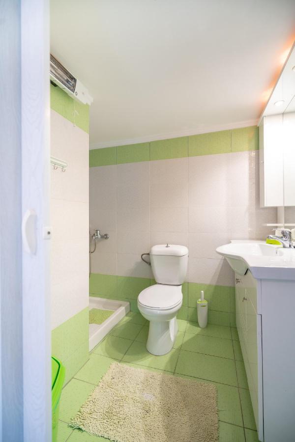 Attica Train Station 1 Bedroom 4 Pers Apartment アテネ エクステリア 写真