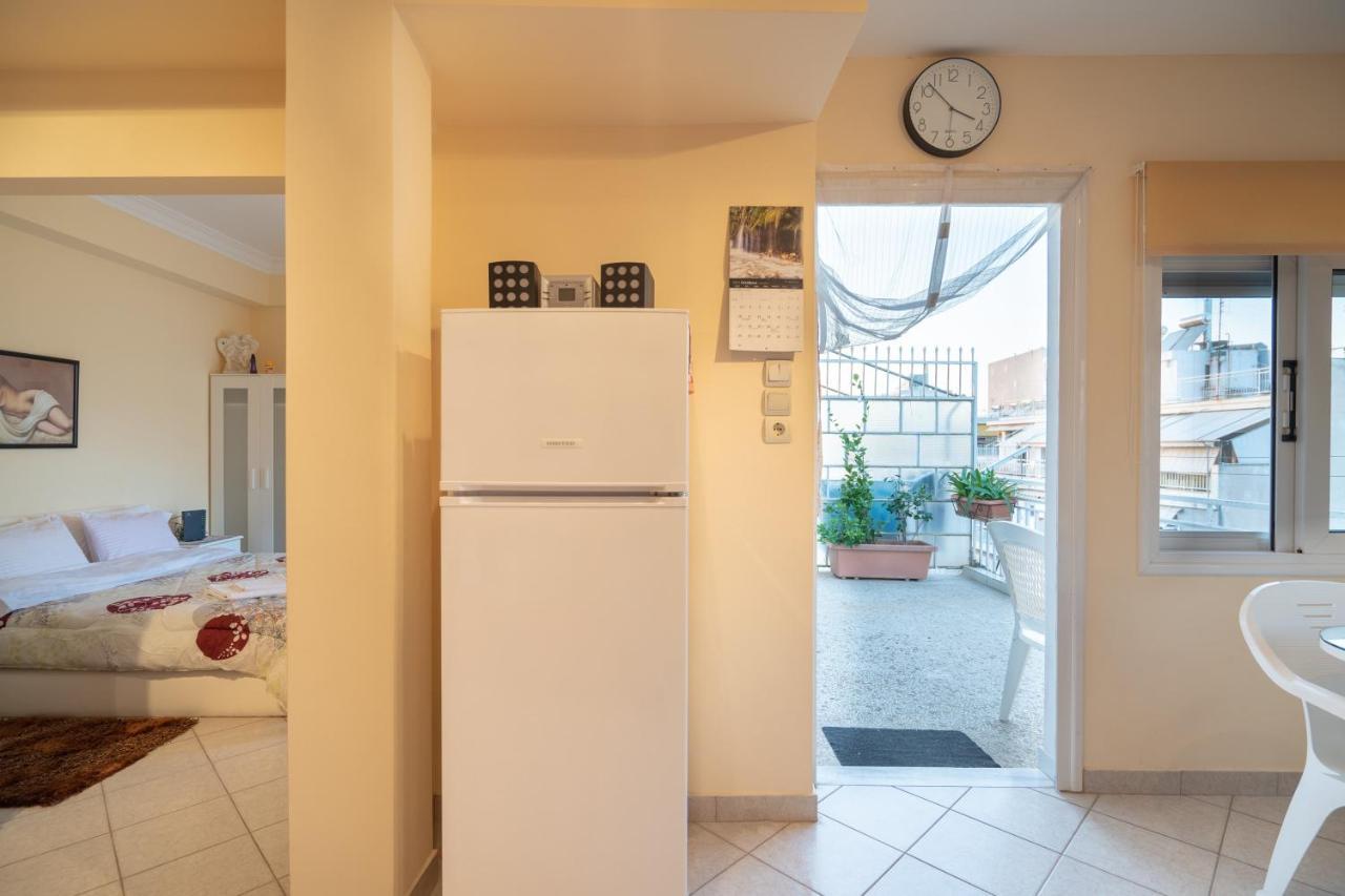 Attica Train Station 1 Bedroom 4 Pers Apartment アテネ エクステリア 写真